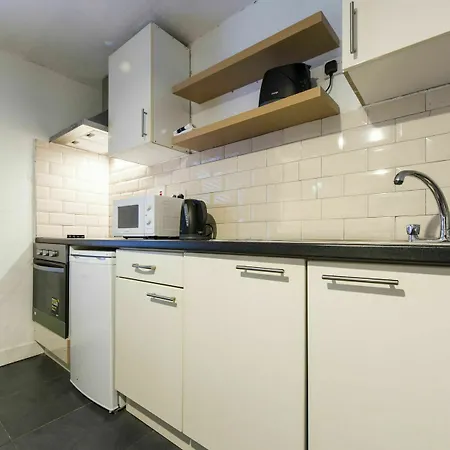 Apartment Sherrard Street