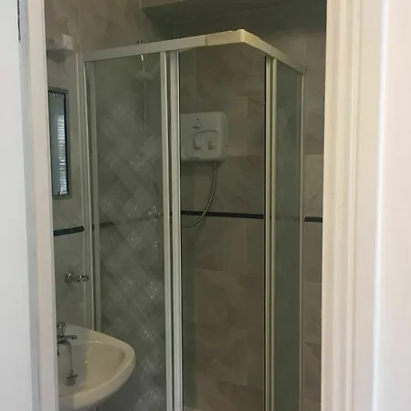 Sherrard Street Apartment